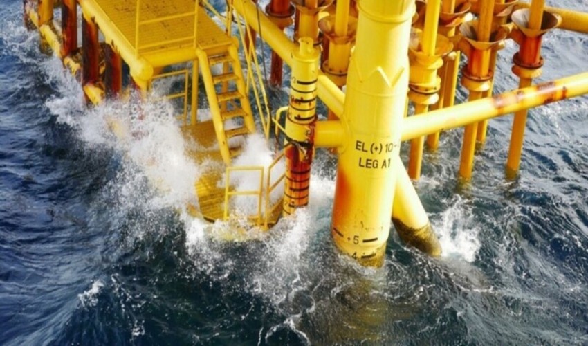 Engineers Use Artificial Intelligence To Capture the Complexity of Breaking Waves